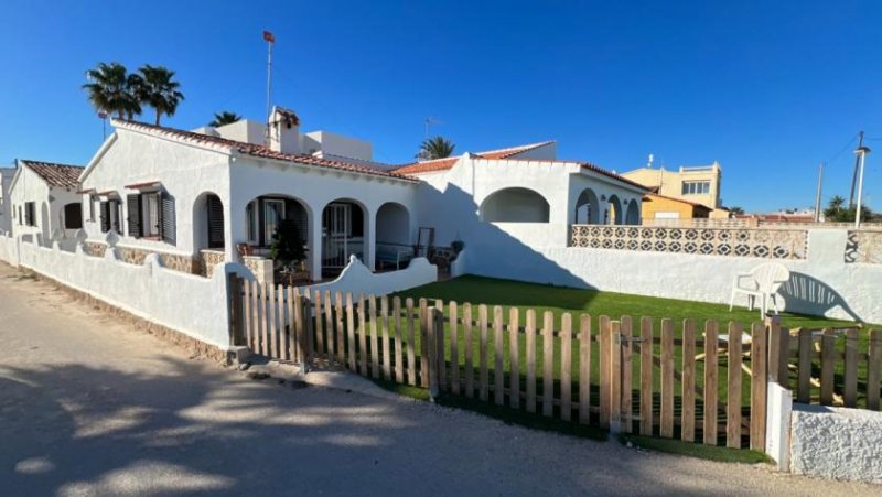 Els Poblets Strandhaus direkt am Strand von Els Poblets mit 2 Schlafzimmern mit unschlagbarem Blick auf das Meer Haus kaufen