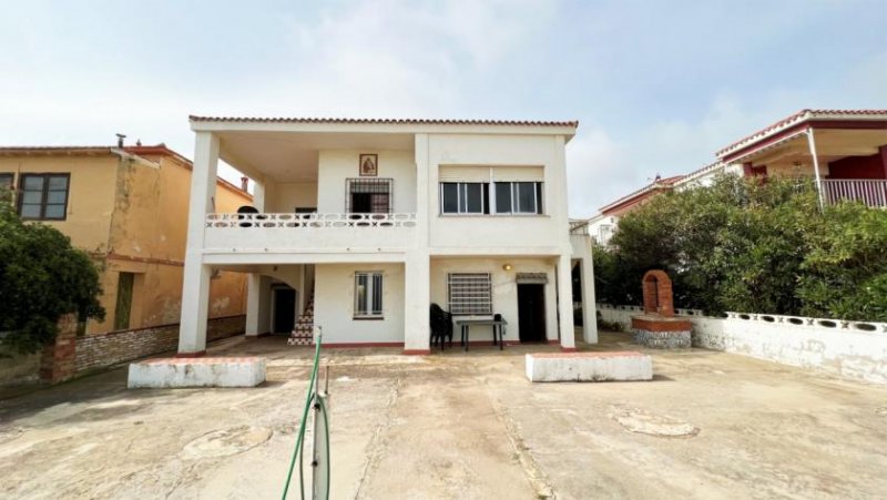 Denia Villa in 1. Meerlinie mit Strandzugang und 3 separaten Wohneinheiten. Haus kaufen