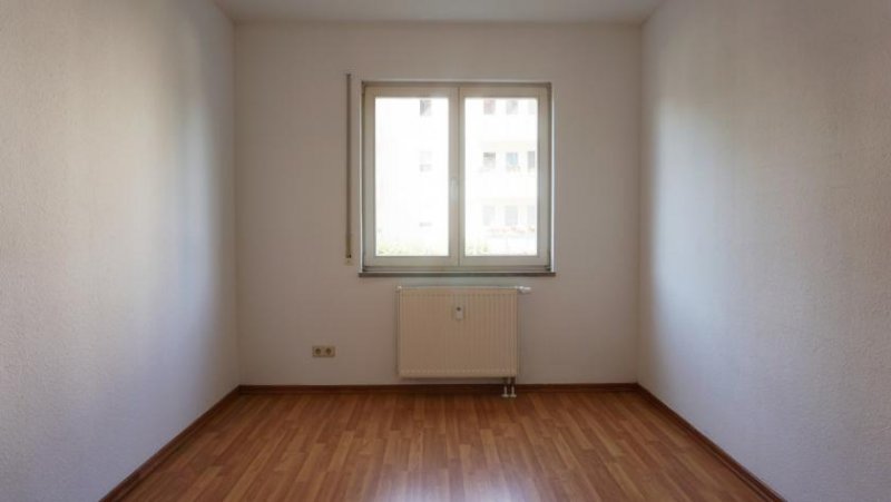 Borsdorf +++ATTRAKTIVE EIGENTUMSWOHNUNG INKL. BALKON, OFFENER KÜCHE U. STELLPL. IM BELIEBTEN BORSDORF+++ Wohnung kaufen