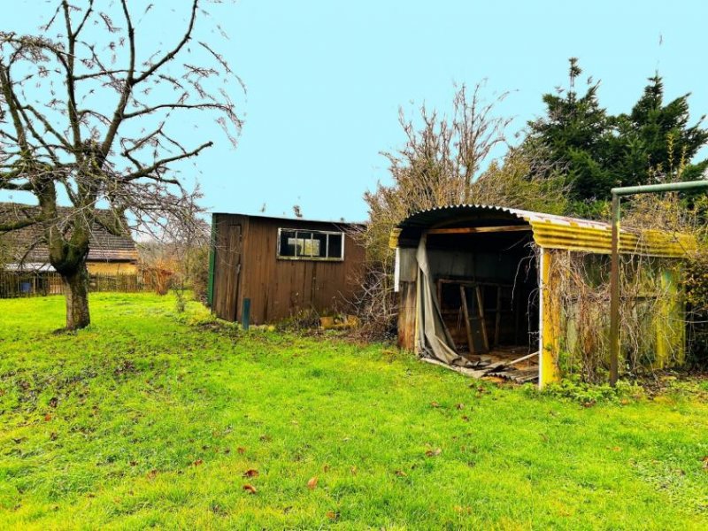 Starkenberg Sanierungsbedürftiges Einfamilienhaus mit Scheune und 2 Garagen! Großes Grundstück! Haus kaufen