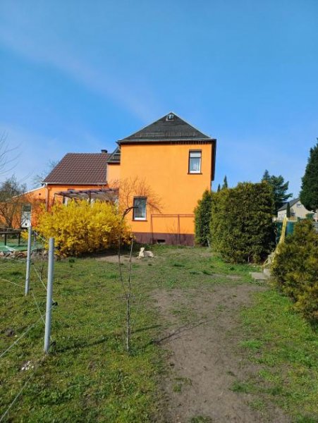 Elsterwerda Großzügiges Anwesen für Selbstversorger und Tierhalter: Haus mit Nebengebäude und schönem Grundstück Haus kaufen