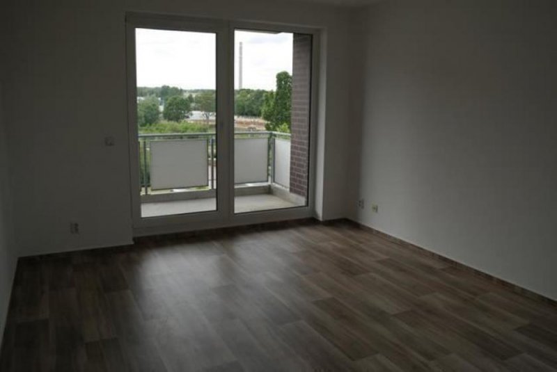 Leuna Gemütliche und gut vermietete 3-Zimmer mit Balkon, Wannenbad und Stellplatz in ruhiger Lage! Gewerbe kaufen