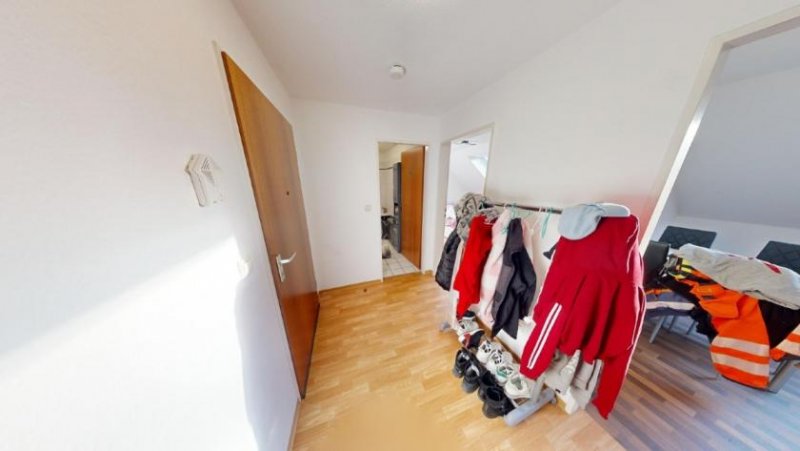 Köthen (Anhalt) Ohne Käuferprovision!!! Schicke Dachgeschosswohnung als ideale Geldanlage Wohnung kaufen