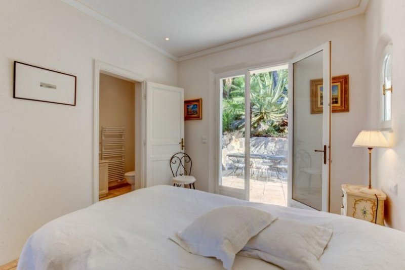 Cannes Californie SANREALTY | Verkauf einer wunderschönen Villa in Cannes-Californie Haus kaufen