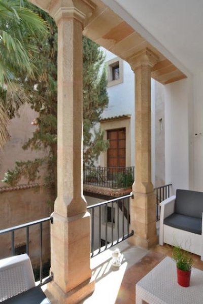 Palma de Mallorca ***Historisches Apartment mit Terasse und tollen alten Stilmitteln, Altstadt Palma*** Wohnung kaufen