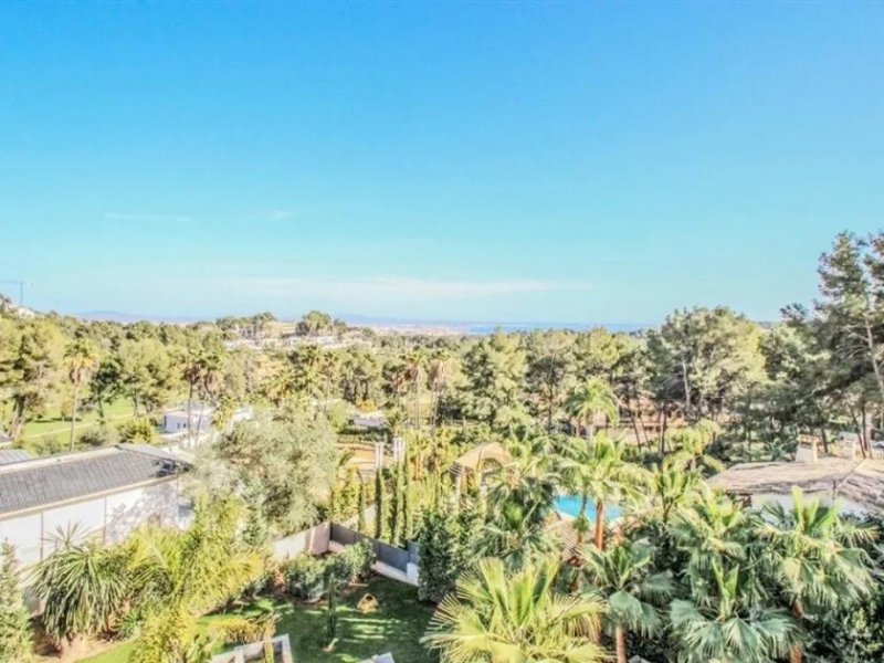 Palma de Mallorca Luxuriöse Neubau-Villa mit Pool und Meerblick im exklusiven Son Vida Haus kaufen