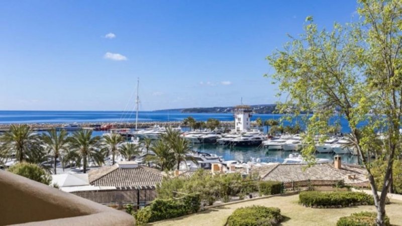 Calvià / Portals Nous Mallorca renovierte Wohnung mit Meerblick in Puerto Portals zu verkaufen Wohnung kaufen