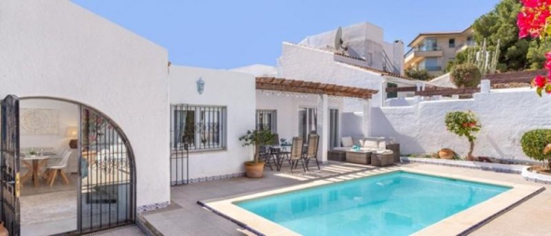 Calvià / Sol de Mallorca Ibiza Style Villa mit Ferienvermietungslizenz in Sol de Mallorca zu verkaufen Haus kaufen