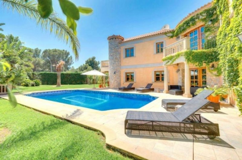 Calvià / Sol de Mallorca Mediterrane Villa mit Pool in Sol de Mallorca zu verkaufen Haus kaufen