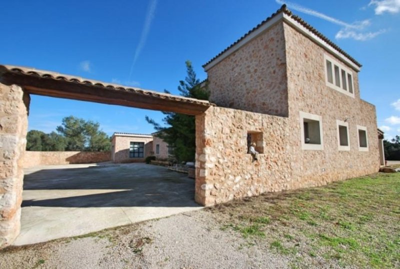 Algaida Großzügiges, modernes Landhaus mit viel Privatsphäre auf Mallorca zu verkaufen Haus kaufen