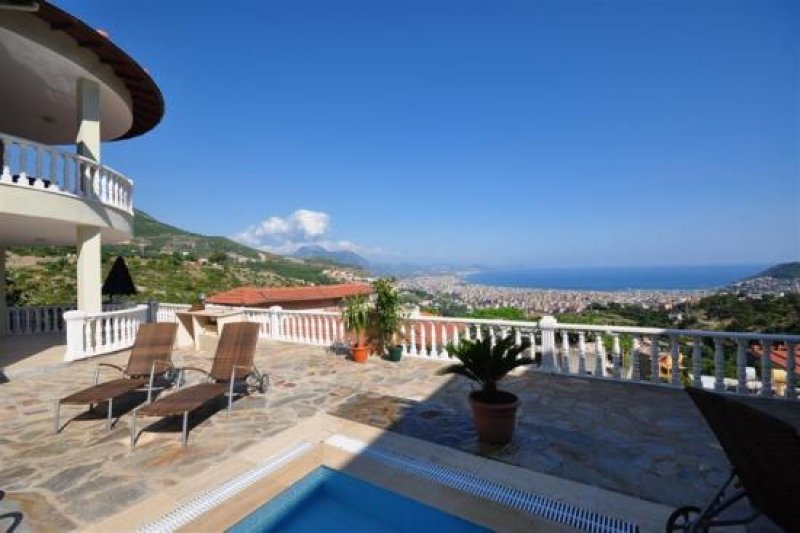 Alanya-Tepe Bektas *** Villa in Toplage von Alanya *** PROVISIONSFREI *** Haus kaufen