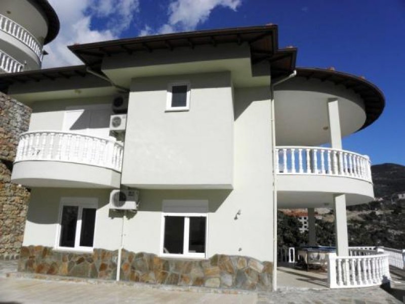 Alanya-Tepe Bektas *** Villa in Toplage von Alanya *** PROVISIONSFREI *** Haus kaufen