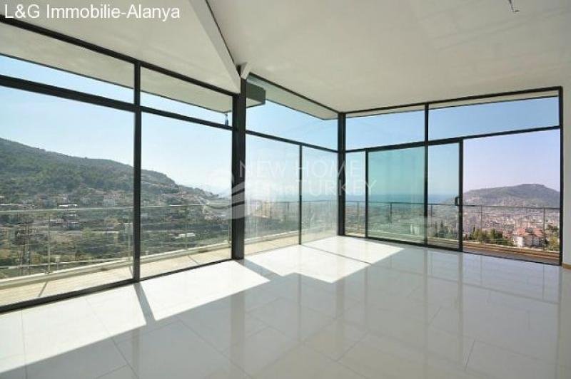 Alanya Designer Villa mit dem perfekten Ausblick zu verkaufen. Haus kaufen