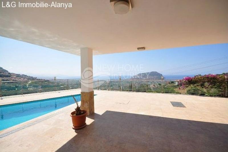 Alanya Designer Villa mit dem perfekten Ausblick zu verkaufen. Haus kaufen