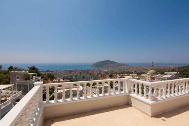 Alanya **Provisionsfrei**Exklusive Villa Mit Meerblick in Alanya Cikcilli Haus kaufen