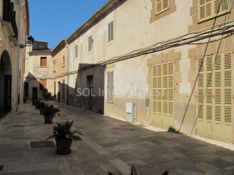 Muro Ein großes Stadthaus im historischen Teil von Muro Haus kaufen