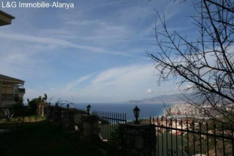 Alanya, Kargicak Villa in Traumhafter Lage mit Blick über Alanya zu verkaufen. Haus kaufen