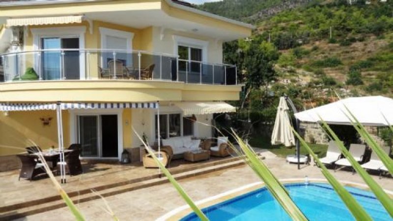 Alanya ***PROVISIONSFREI***Gepflegte Villa mit privatem Pool in Oba Haus kaufen