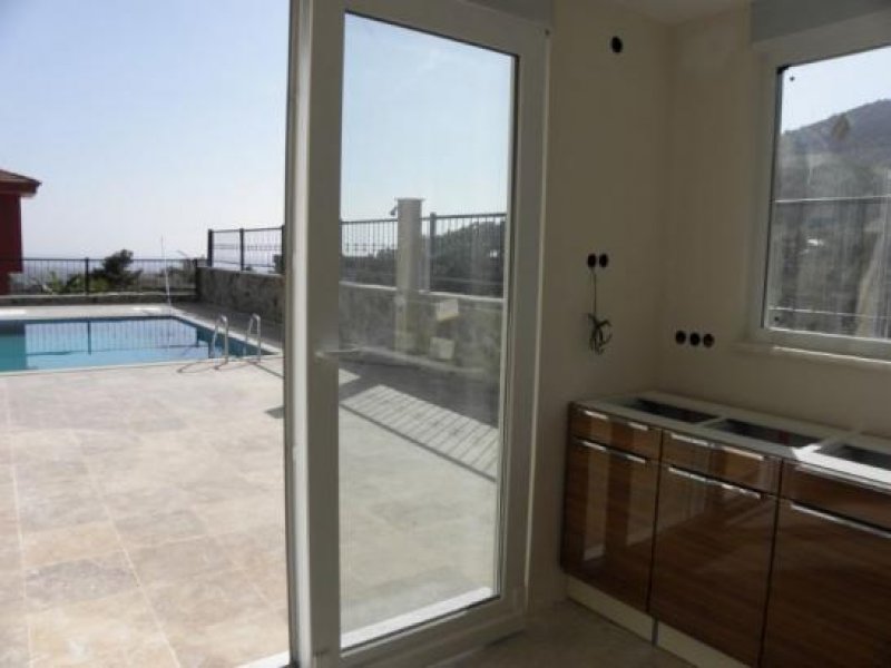 Alanya *'*PROVOSIONSFREI*'*Schöne Villa mit großem Grundstück und Privatem Pool Haus kaufen