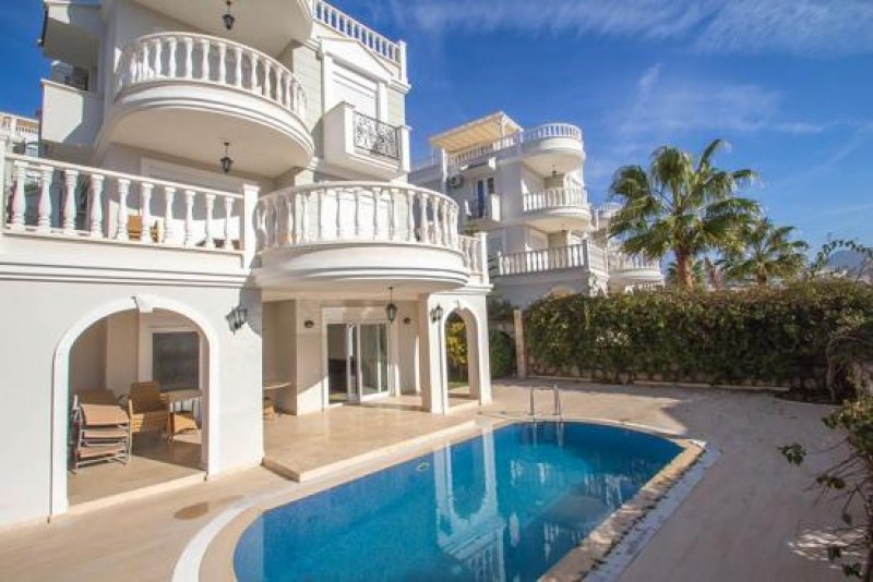 Alanya *** DAS IST IHRE VILLA *** EIN ECHTER KNÜLLER FÜR JEDEN MIT GESCHMACK Haus kaufen