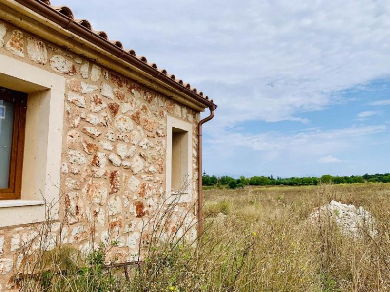 Manacor Neubau einer kleinen Natursteinfinca in ungestörter Landschaft Haus kaufen