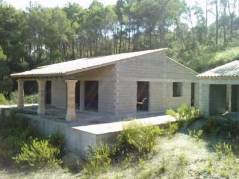 Arta Direkt am Naturschutzgebiet befindet sich diese Finca mit einmaligem Panoramablick auf die Berge von Arta und Capdepera. Haus