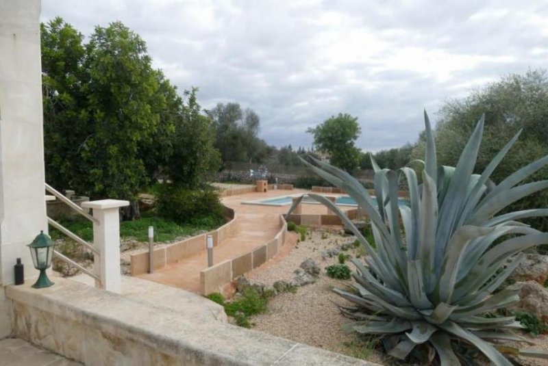 Santanyi Lichtdurchflutete Finca mit BBQ-Bereich und Pool nahe Santanyi Haus kaufen