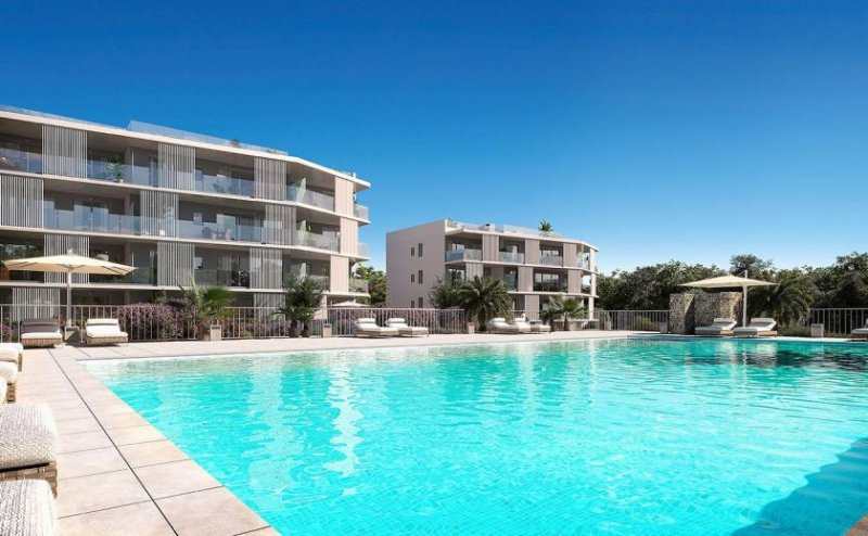 Cala D'Or Appartements mit 2 Schlafzimmern, 2 Bädern, Klimaanlage, Gemeinschaftspool, Kfz-Stellplatz und Ausblick auf den nahegelegenen