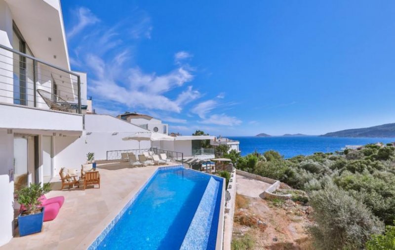 Kalkan Luxus 4 Schlafzimmer Villa in Kalamar mit herrlichem Meerblick Haus kaufen