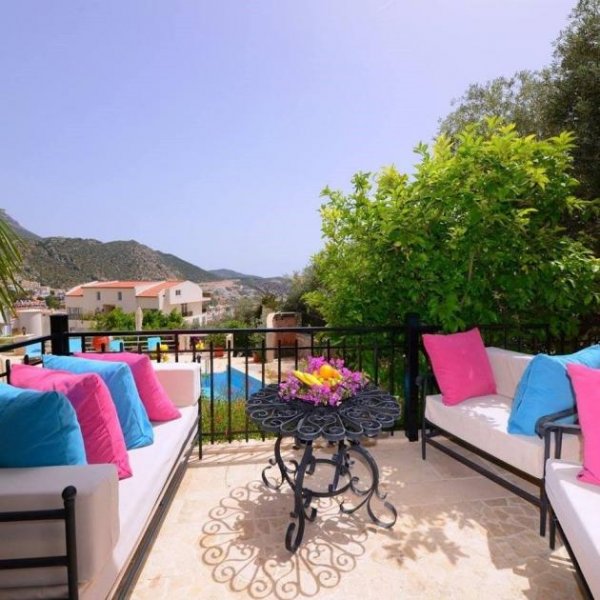 Kalkan Luxus Appartement mit Pool und schönem Meerblick Wohnung kaufen