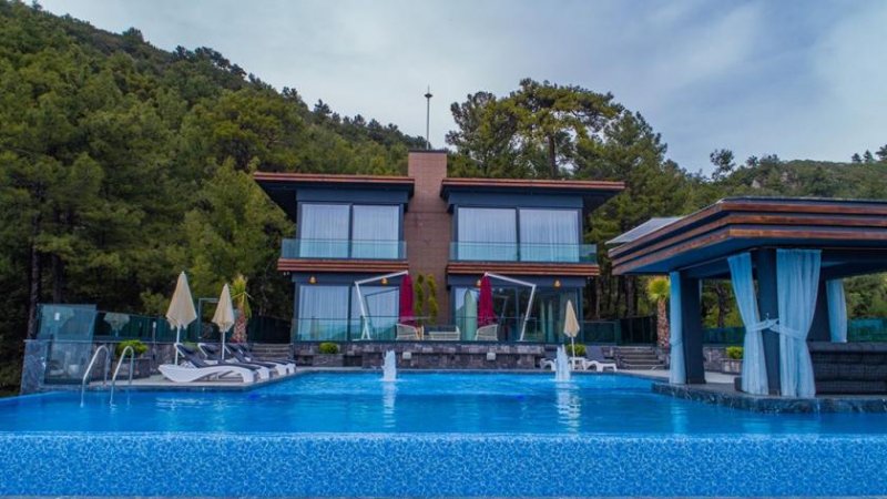 Kaş Luxus Designer Villa mit Meerblick und grossem Pool mit Whirlpool Haus kaufen