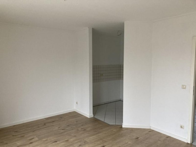 Zwickau Helle 2-Raum-Wohnung Balkon in Marienthal! Nähe HBK! Wohnung kaufen