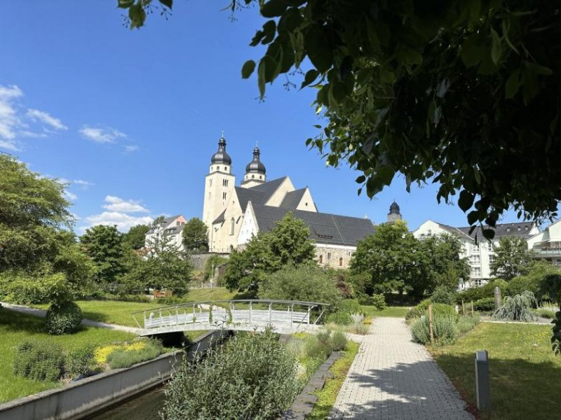 Plauen Vermietete 1-Raum-Whg. mit Balkon u. Tageslichtbad in Plauen! Zentrumsnah! Wohnung kaufen