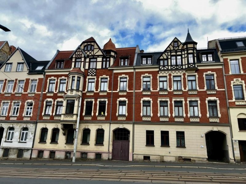 Plauen Schöne 2-Raum-Wohnung mit Balkon, EBK und Tageslichtbad in Plauen! Vermietet Wohnung kaufen