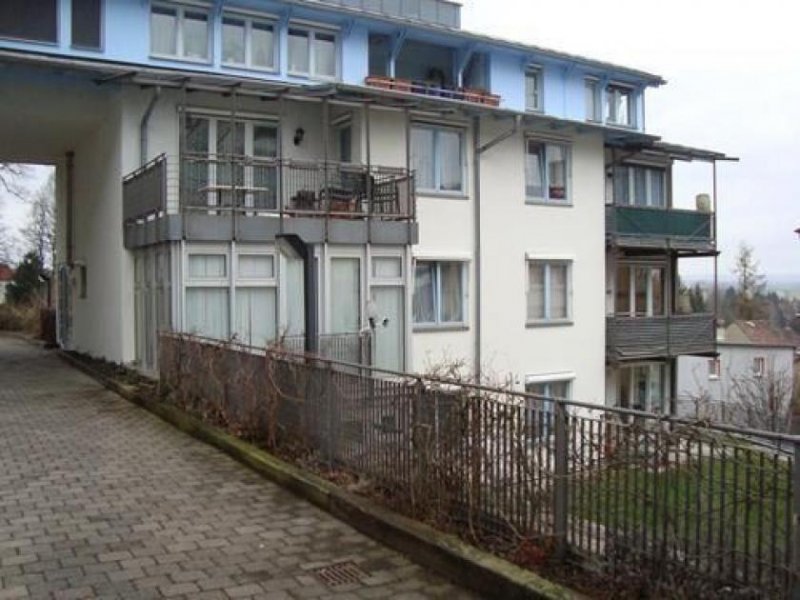 Hohenstein-Ernstthal Große und vermietete 2-Zi. mit Terrasse, Tiefgarage, Lam. und Wanne in ruhiger Lage! Wohnung kaufen