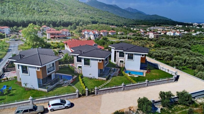 Kusadasi AZ-Immobilien24.de - exklusive Villa mit Poolblick in Kusadasi-Guzelcamli Haus kaufen