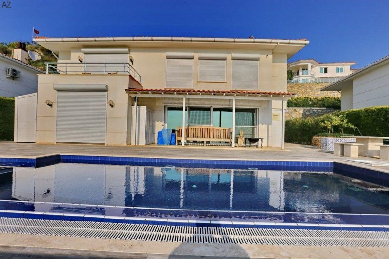 Kusadasi AZ-Immobilien24.de - freistehende Villa mit Privat-Jacuzzi in Kusadasi-Zentrum-Marina Haus kaufen