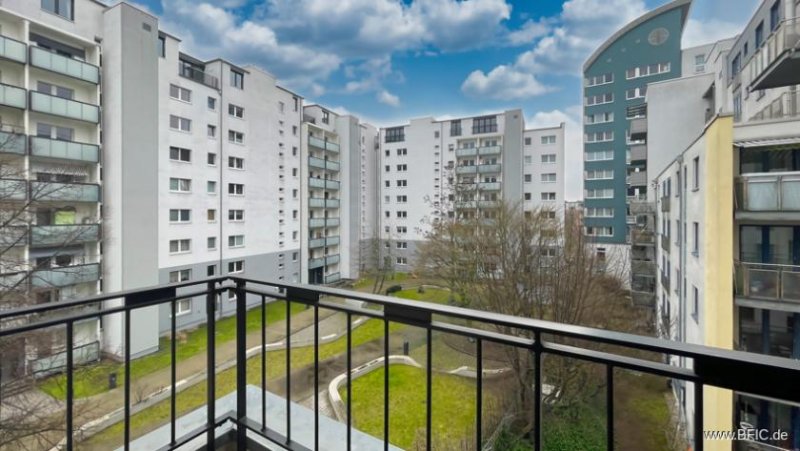 Berlin 3-Zi.-Neubau-Wohnung mit 2 Bädern, Balkon, ruhige Innenhoflage, Bestlage Mitte Wohnung kaufen