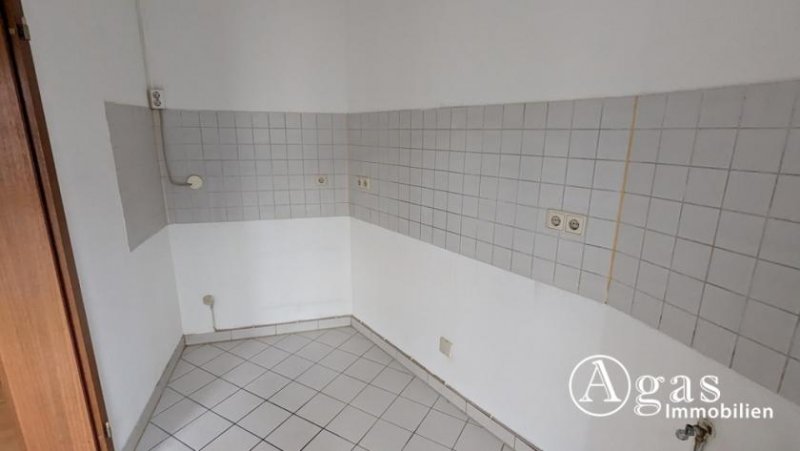 Berlin Bezugsfreie 3-Zimmer-Wohnung mit Balkon, Aufzug und Tiefgarage in Berlin-Friedrichshain Wohnung kaufen