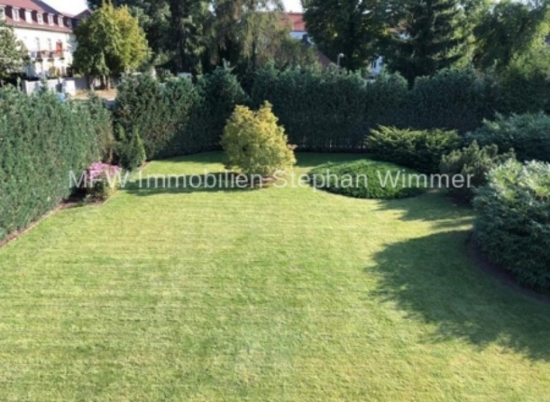 Berlin In der Gartenstadt Berlin-Karlshorst. 

Exklusive Stadtvilla auf 1.100 m² Grundstück Haus kaufen