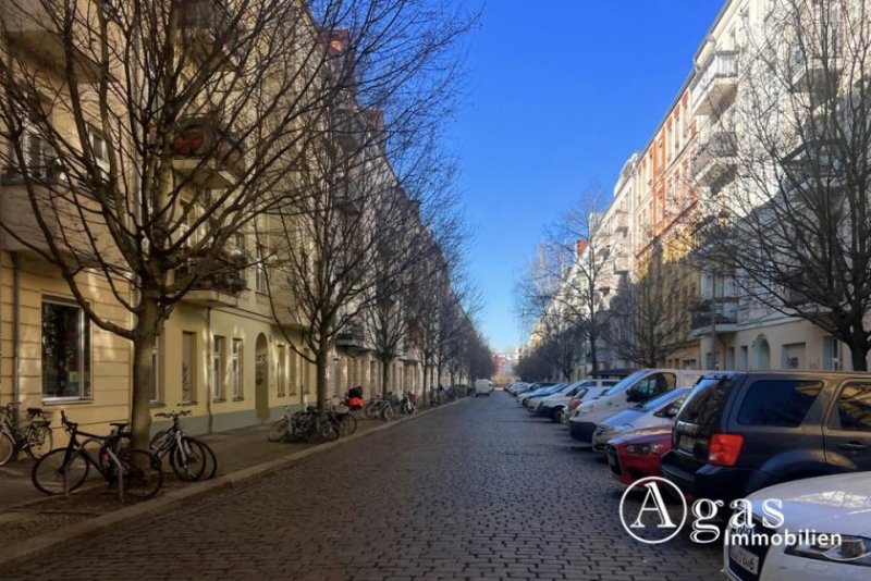 Berlin Stilvolle 2-Zimmer-Altbauwohnung – Investieren in bleibende Werte im Prenzlauer Berg Wohnung kaufen