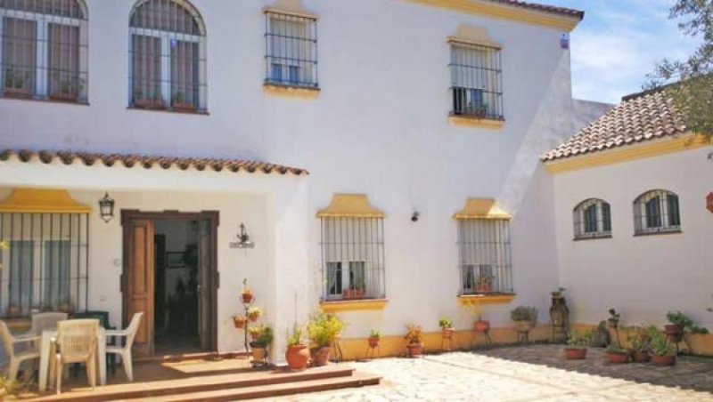 Arcos de la Frontera Andalusien, Arcos de la Frontera - Landhaus, Pool, Gästehaus auf 13 ha Grund zu verkaufen Haus kaufen