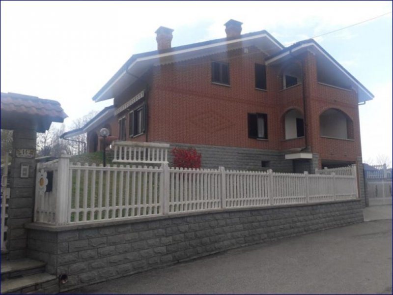 Cavallermaggiore ***Villa in Piemonte Cavallermaggiore, sucht neuen Eigentümer*** Haus kaufen