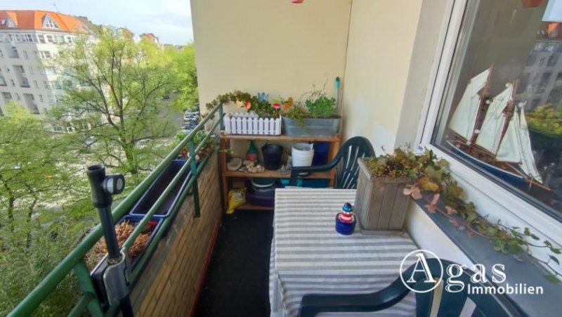 Berlin Kapitalanlage in Charlottenburg: vermietete 3-Zimmer-Wohnung mit Balkon und schöner Aussicht Wohnung kaufen