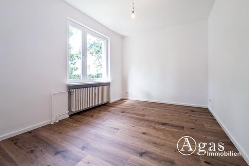 Berlin Bezugsfrei und frisch saniert: helle 4,5-Zimmer-Wohnung mit Balkon in Berlin Zehlendorf Wohnung kaufen