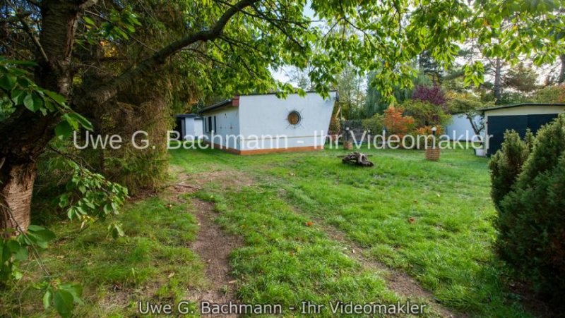 Bernau bei Berlin Bernau bei Berlin / Eichwerder: Großes Wohnbaugrundstück bebaubar mit 2 Einfamilienhäusern Grundstück kaufen