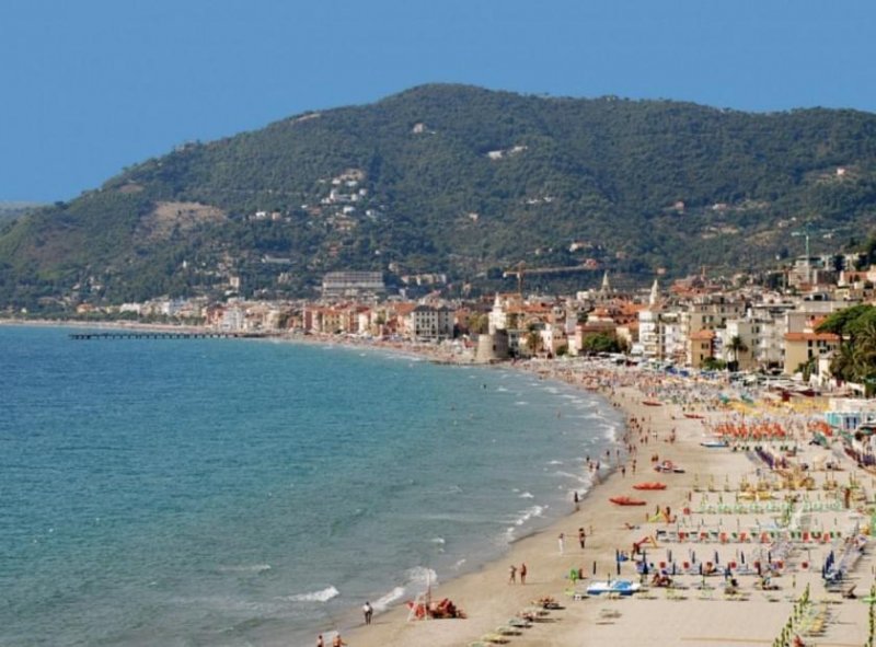 Alassio Appartamento ad Alassio a soli 100 metri dal mare in pieno centro della città Wohnung kaufen