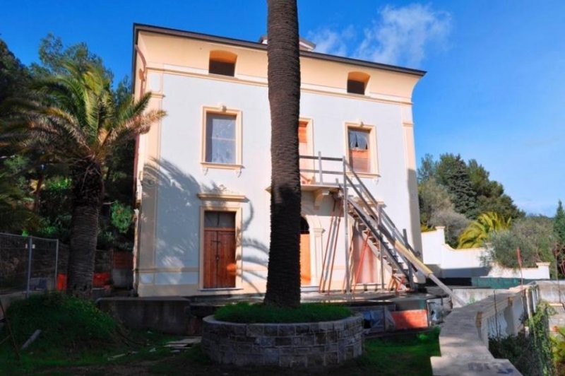 Sanremo Villa direkt am Meer Haus kaufen