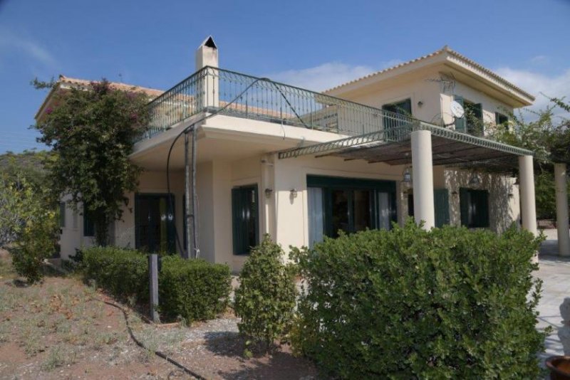 Skaloma Luxuriöse Villa mit direktem Zugang zum Meer Haus kaufen