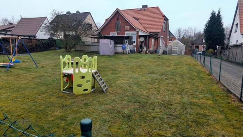 Seevetal Baugrundstück in gesuchter Lage inkl. positivem Bauvorbescheid für mehr als 200 m² Wohnfläche!! Grundstück kaufen